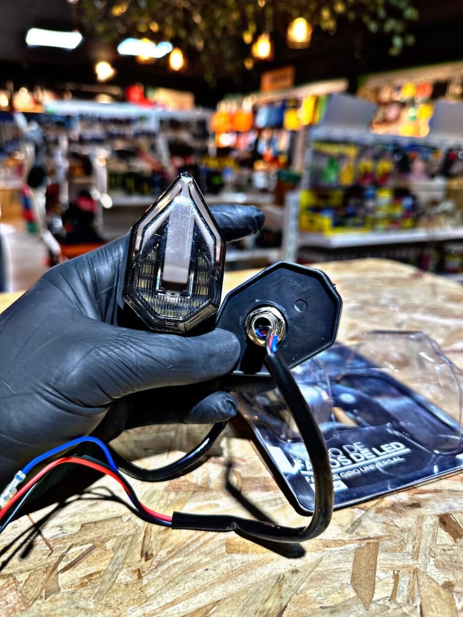 FARO DE GIRO UNIVERSAL 12V DJ-ZXD1015W