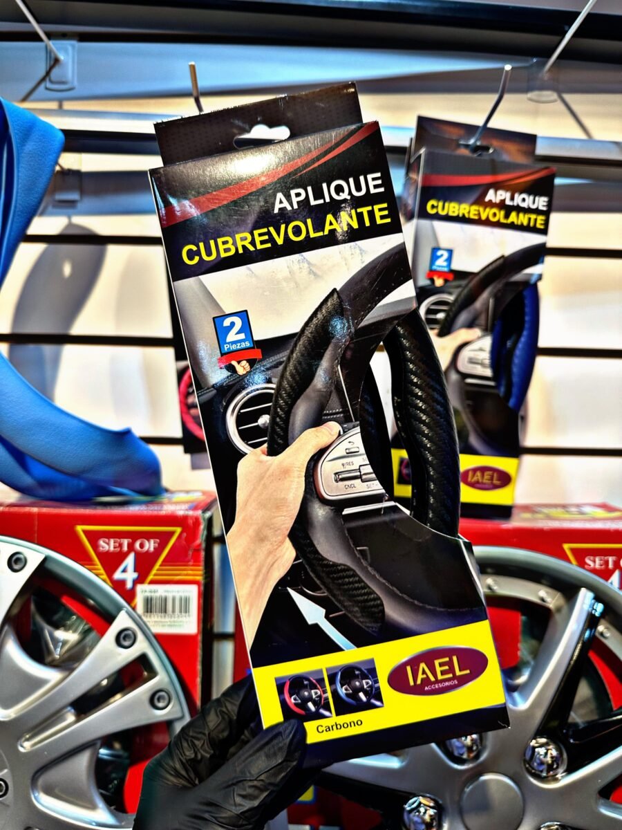 CUBRE VOLANTE APLIQUES 2PCS NEGRO CARBONO