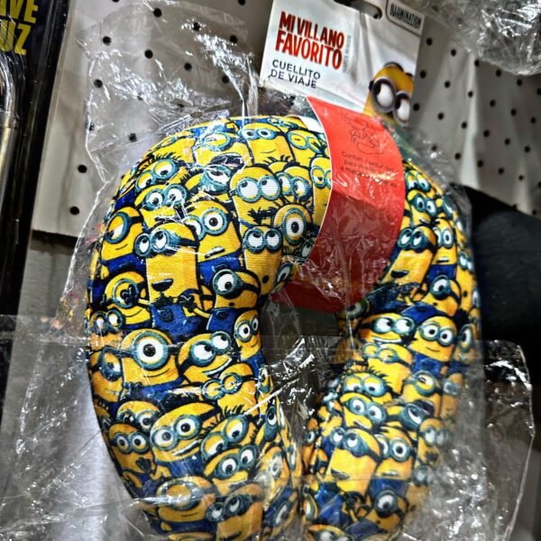 ALMOHADON PARA VIAJE NIÑO MINIONS