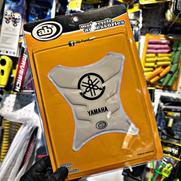 PROTECTOR TANQUE  YAMAHA 01 CORTO TRANSPARENTE