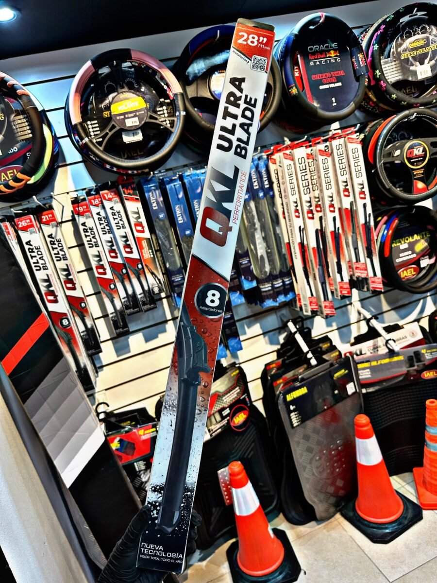 ESCOBILLA QKL ULTRA BLADE DELANTERA 28"