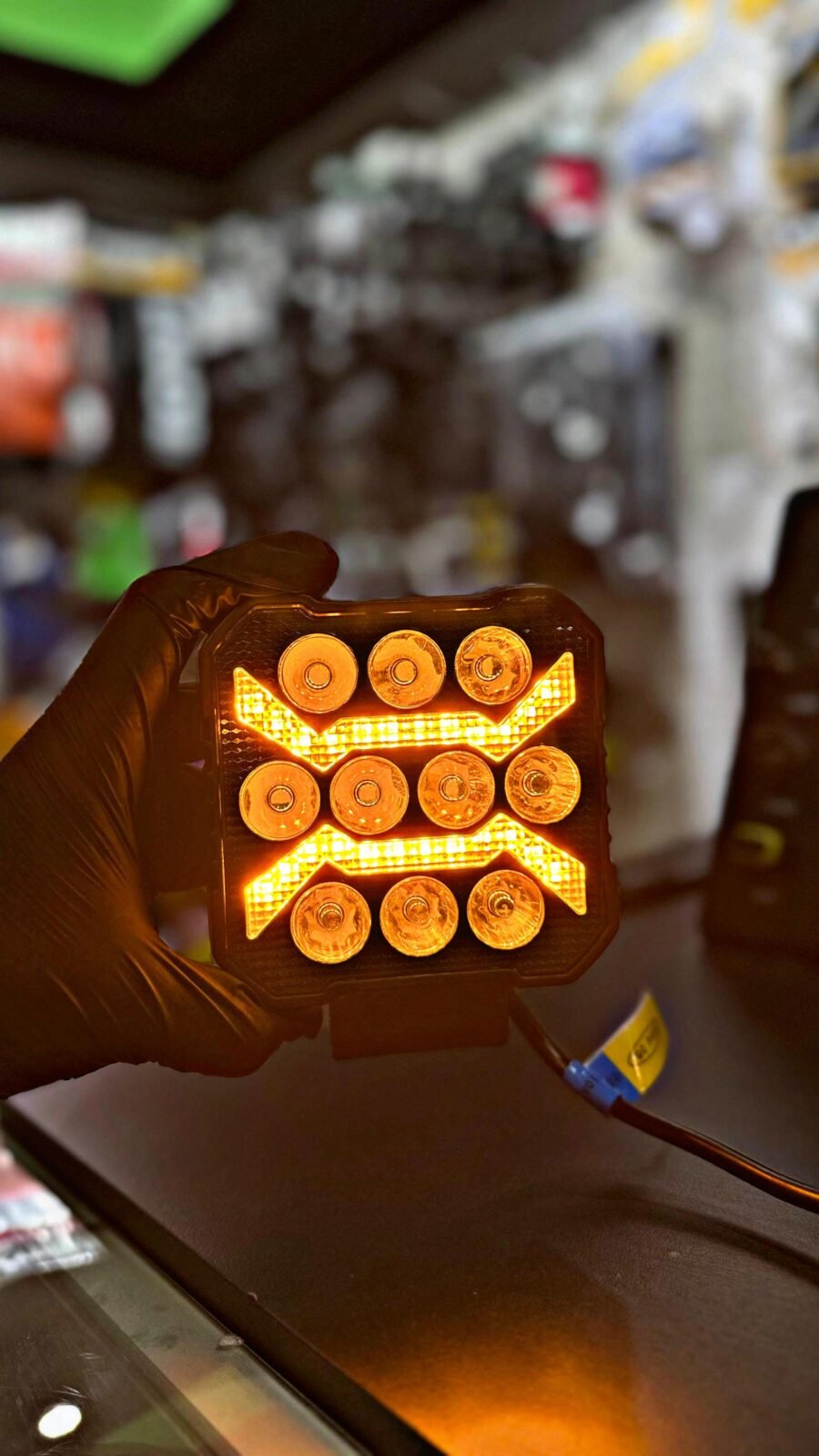FARO CUADRADO 10 LED - Imagen 4
