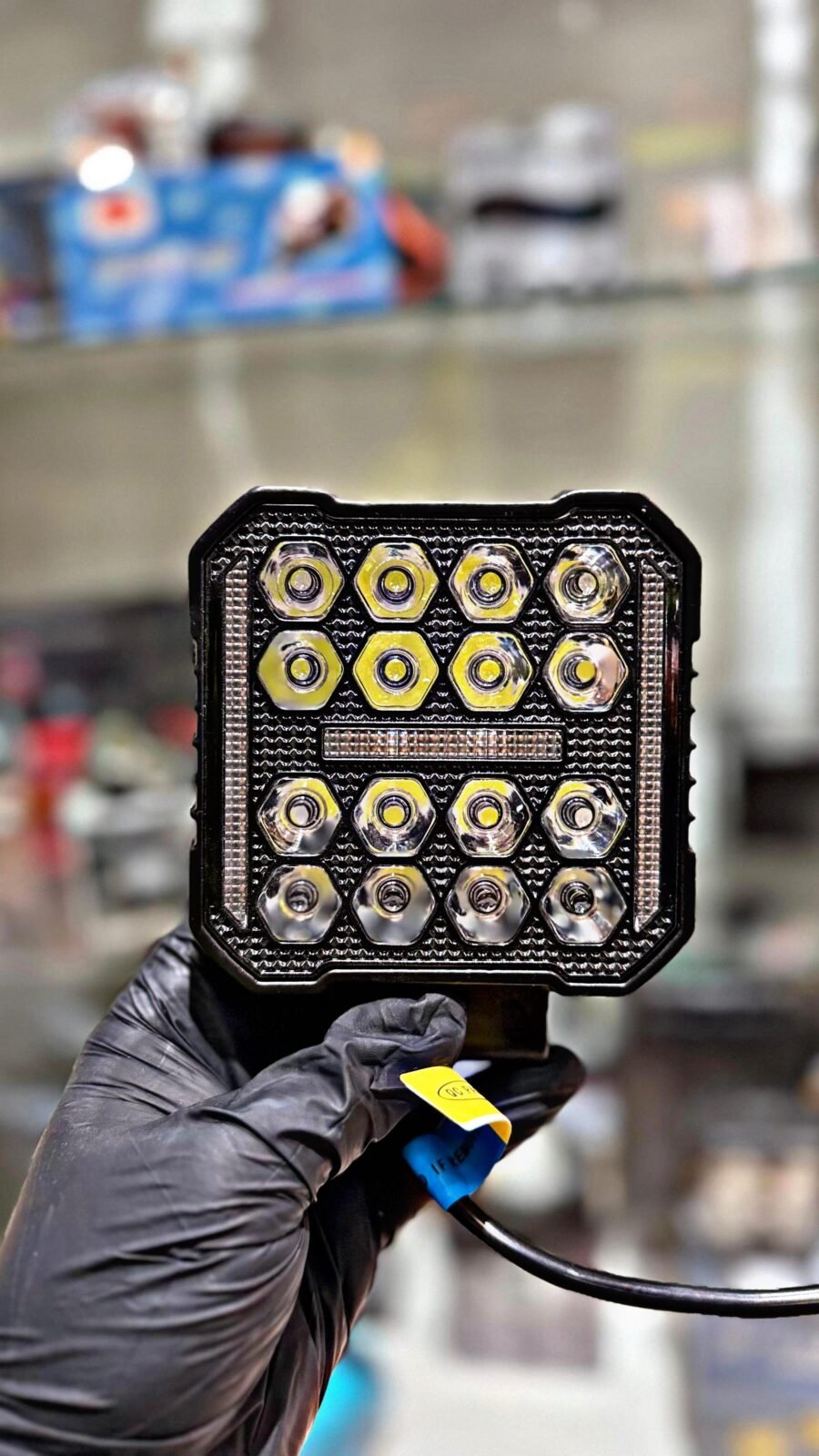FARO CUADRADO 16 LED