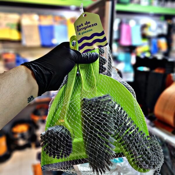 MP HOME SET LIMPIEZA 4 PIEZAS (PALITA+CEPILLOS)