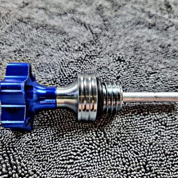 TAPON MEDIDOR DE ACEITE CORTO AZUL