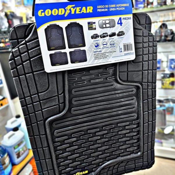 CUBRE ALFOMBRAS HEAVY DUTY - SUPER PESADA GOODYEAR, PVC, 4 PIEZAS
