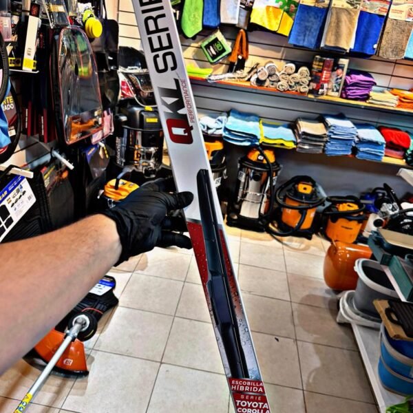 ESCOBILLA QKL SERIES COROLLA 28" Y 14"