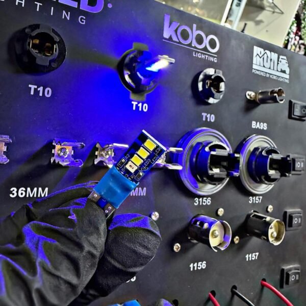 T10 8 LED YML (AZUL A BLANCO) MPCT