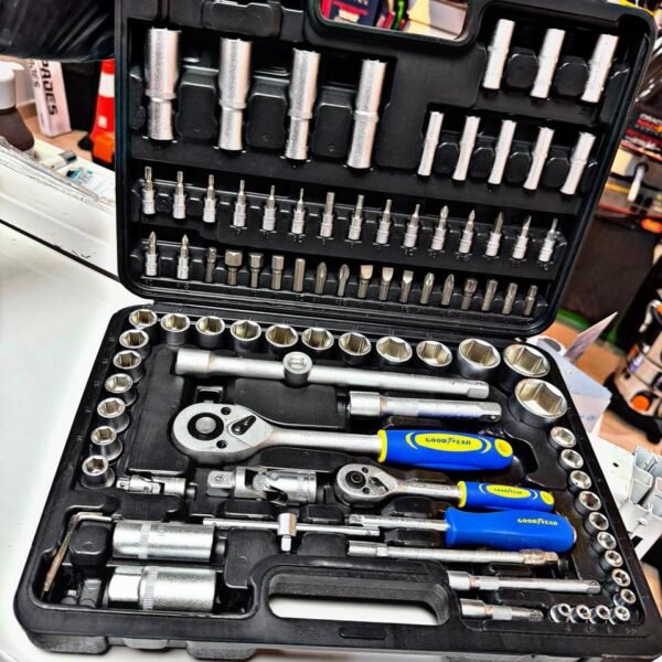 KIT DE HERRAMIENTAS GOOD YEAR 94PCS