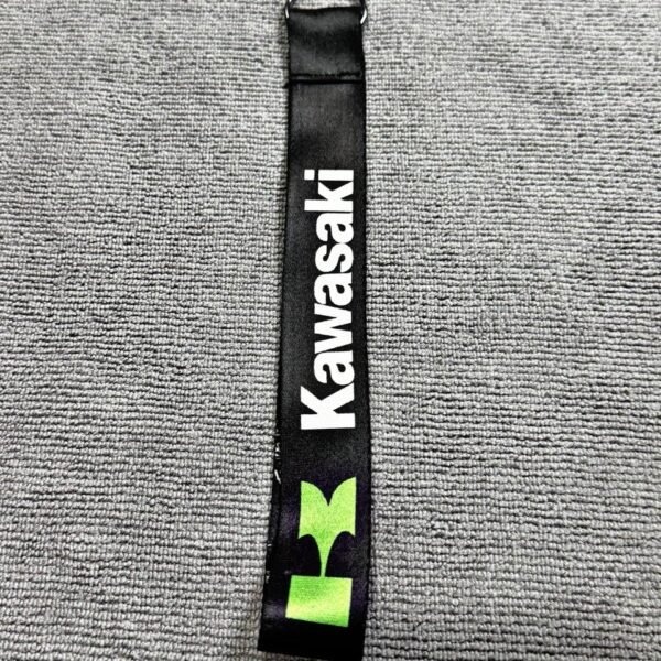 LLAVERO CORTO KAWASAKI NEGRO