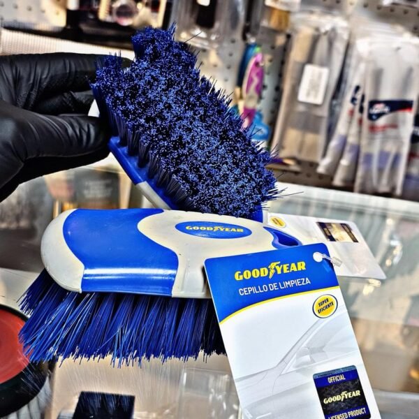 CEPILLO LIMPIA TAPIZADO GOOD YEAR
