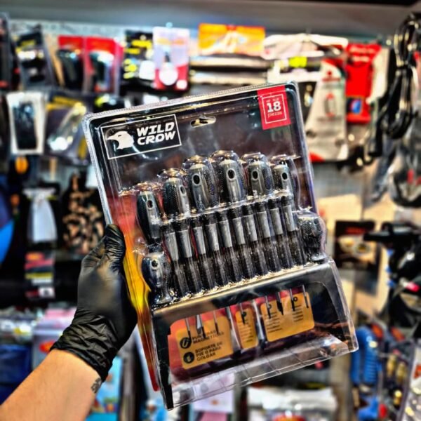 KIT HERRAMIENTAS WILD CROW 18 PIEZAS