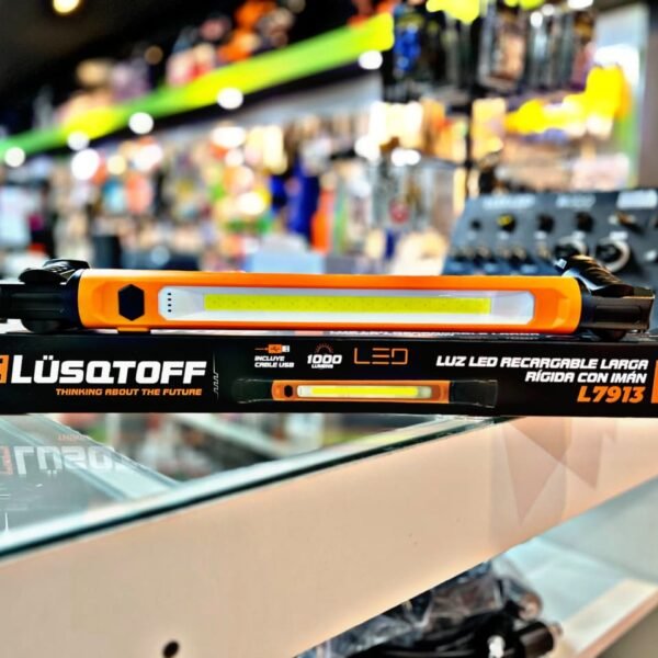 LUSQTOFF LUZ LED RECARGABLE LARGA RIGIDA CON IMAN